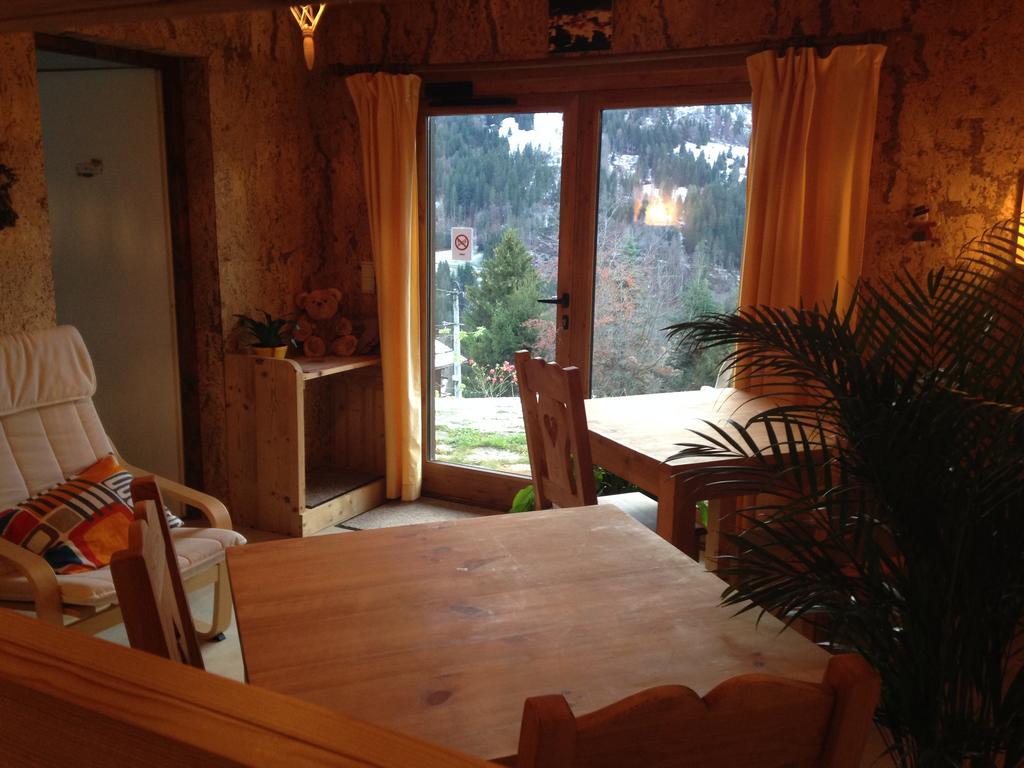 Chambre D'Hotes La Trace Ла Клусаз Екстериор снимка